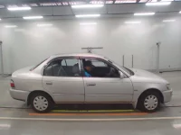 Toyota COROLLA лот № 30113 оценка 3.5  с аукциона в Японии 2