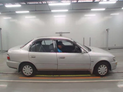 Toyota COROLLA  с аукциона в Японии