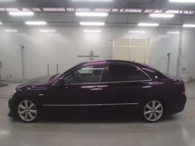 Toyota CROWN  с аукциона в Японии