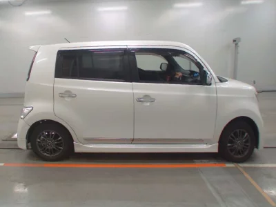 Toyota BB
