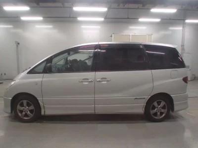 Toyota ESTIMA  с аукциона в Японии