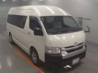 Toyota HIACE лот № 40016 оценка 4.5  с аукциона в Японии 4