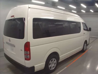 Toyota HIACE  с аукциона в Японии