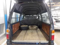 Toyota HIACE VAN лот № 30309 оценка R  с аукциона в Японии 8