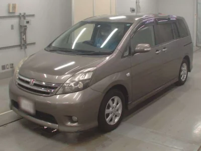 Toyota ISIS