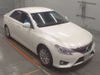 Toyota MARK X лот № 30088 оценка 3.5  с аукциона в Японии 4