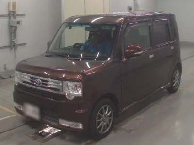 Toyota PIXIS SPACE