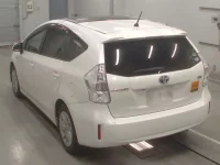 Toyota PRIUS ALPHA лот № 30006 оценка 3.5  с аукциона в Японии 5