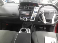 Toyota PRIUS ALPHA лот № 30008 оценка 4  с аукциона в Японии 8