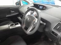 Toyota PRIUS ALPHA лот № 30015 оценка R  с аукциона в Японии 6