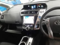 Toyota PRIUS ALPHA лот № 30015 оценка R  с аукциона в Японии 8