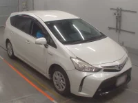 Toyota PRIUS ALPHA лот № 30015 оценка R  с аукциона в Японии 4