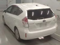 Toyota PRIUS ALPHA лот № 30015 оценка R  с аукциона в Японии 5