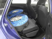 Toyota RACTIS лот № 10129 оценка 3.5  с аукциона в Японии 9