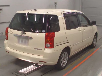 Toyota RAUM