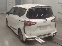 Toyota SIENTA лот № 30053 оценка RA  с аукциона в Японии 5