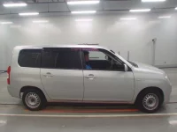 Toyota SUCCEED лот № 30092 оценка 3.5  с аукциона в Японии 2