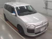 Toyota SUCCEED лот № 30173 оценка 3.5  с аукциона в Японии 4