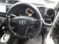 Toyota SUCCEED лот № 30173 оценка 3.5  с аукциона в Японии 6