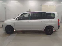 Toyota SUCCEED лот № 30173 оценка 3.5  с аукциона в Японии 3