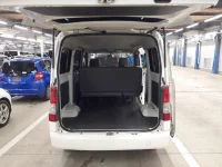 Toyota TOWN ACE VAN лот № 30337 оценка 4  с аукциона в Японии 8