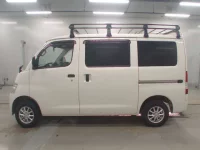 Toyota TOWN ACE VAN лот № 30337 оценка 4  с аукциона в Японии 3