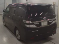 Toyota VELLFIRE лот № 30079 оценка 4  с аукциона в Японии 5