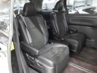 Toyota VELLFIRE лот № 30079 оценка 4  с аукциона в Японии 9