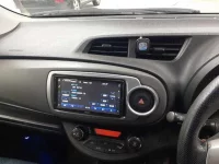 Toyota VITZ лот № 30104 оценка 3.5  с аукциона в Японии 8