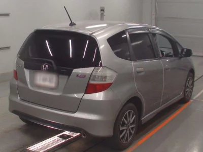 Honda FIT  с аукциона в Японии