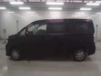 Toyota VOXY лот № 30037 оценка R  с аукциона в Японии 3