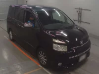 Toyota VOXY лот № 30061 оценка 3.5  с аукциона в Японии 4