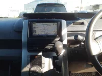 Toyota VOXY лот № 30061 оценка 3.5  с аукциона в Японии 8