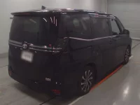 Toyota VOXY лот № 30292 оценка R  с аукциона в Японии 1