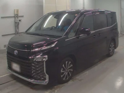 Toyota VOXY  с аукциона в Японии