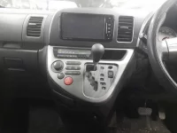 Toyota WISH лот № 50040 оценка 3.5  с аукциона в Японии 8