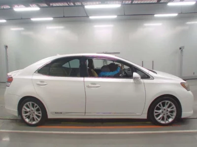 Lexus HS