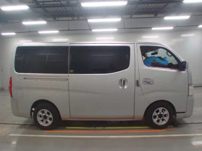 Nissan CARAVAN VAN