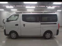 Nissan CARAVAN VAN лот № 30233 оценка 3  с аукциона в Японии 3