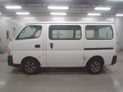 Nissan CARAVAN VAN  с аукциона в Японии