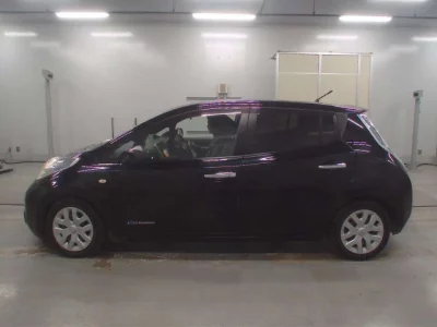 Nissan LEAF  с аукциона в Японии