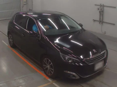 Peugeot 308  с аукциона в Японии