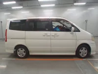 Nissan SERENA лот № 10006 оценка 3.5  с аукциона в Японии 2