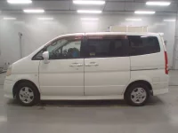 Nissan SERENA лот № 10006 оценка 3.5  с аукциона в Японии 3