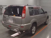 Nissan X-TRAIL лот № 10106 оценка 4  с аукциона в Японии 1