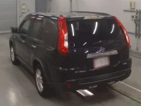 Nissan X-TRAIL лот № 30062 оценка 3.5  с аукциона в Японии 5
