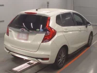 Honda FIT лот № 30007 оценка 3.5  с аукциона в Японии 1