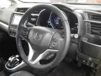 Honda FIT лот № 30046 оценка 3.5  с аукциона в Японии 6