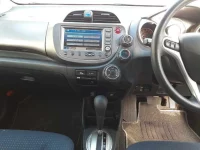 Honda FIT лот № 30051 оценка 3.5  с аукциона в Японии 8