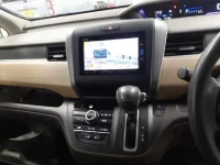 Honda FREED лот № 30214 оценка 4  с аукциона в Японии 8